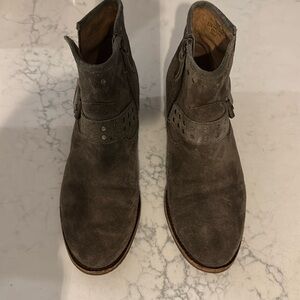 Sofft Allene studded moto boot, taupe- gently used, excellent shape